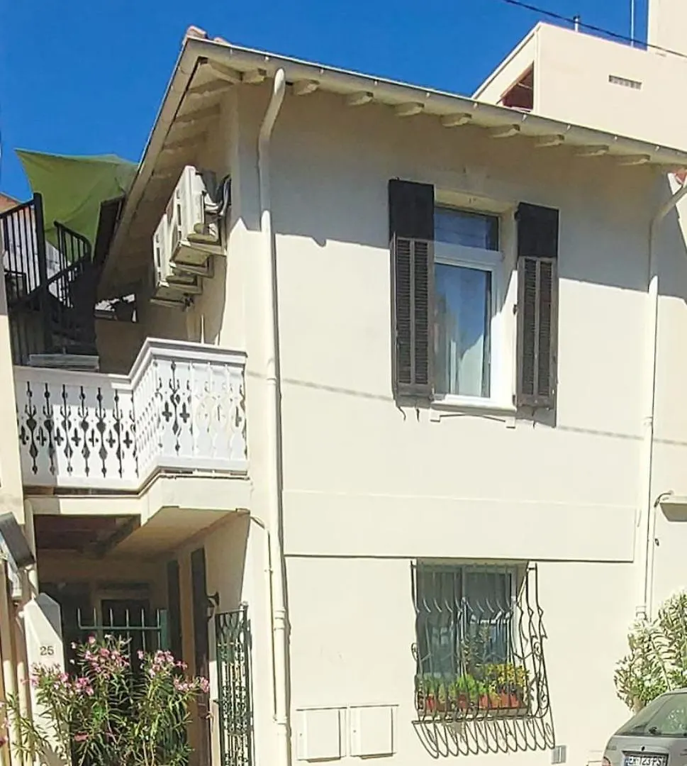 Crew Key West Hostel Antibes 0*,