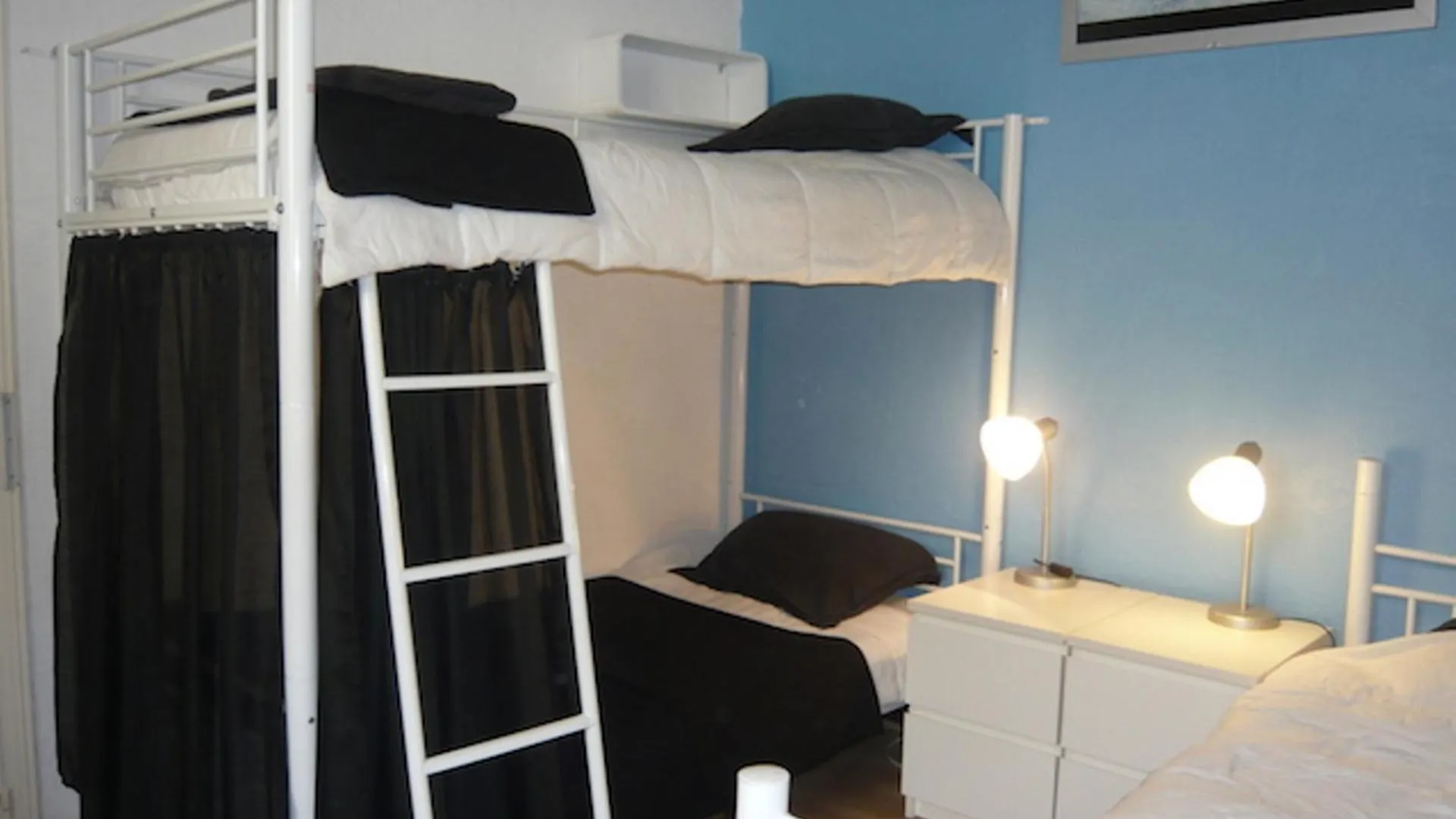 Crew Key West Hostel Antibes France
