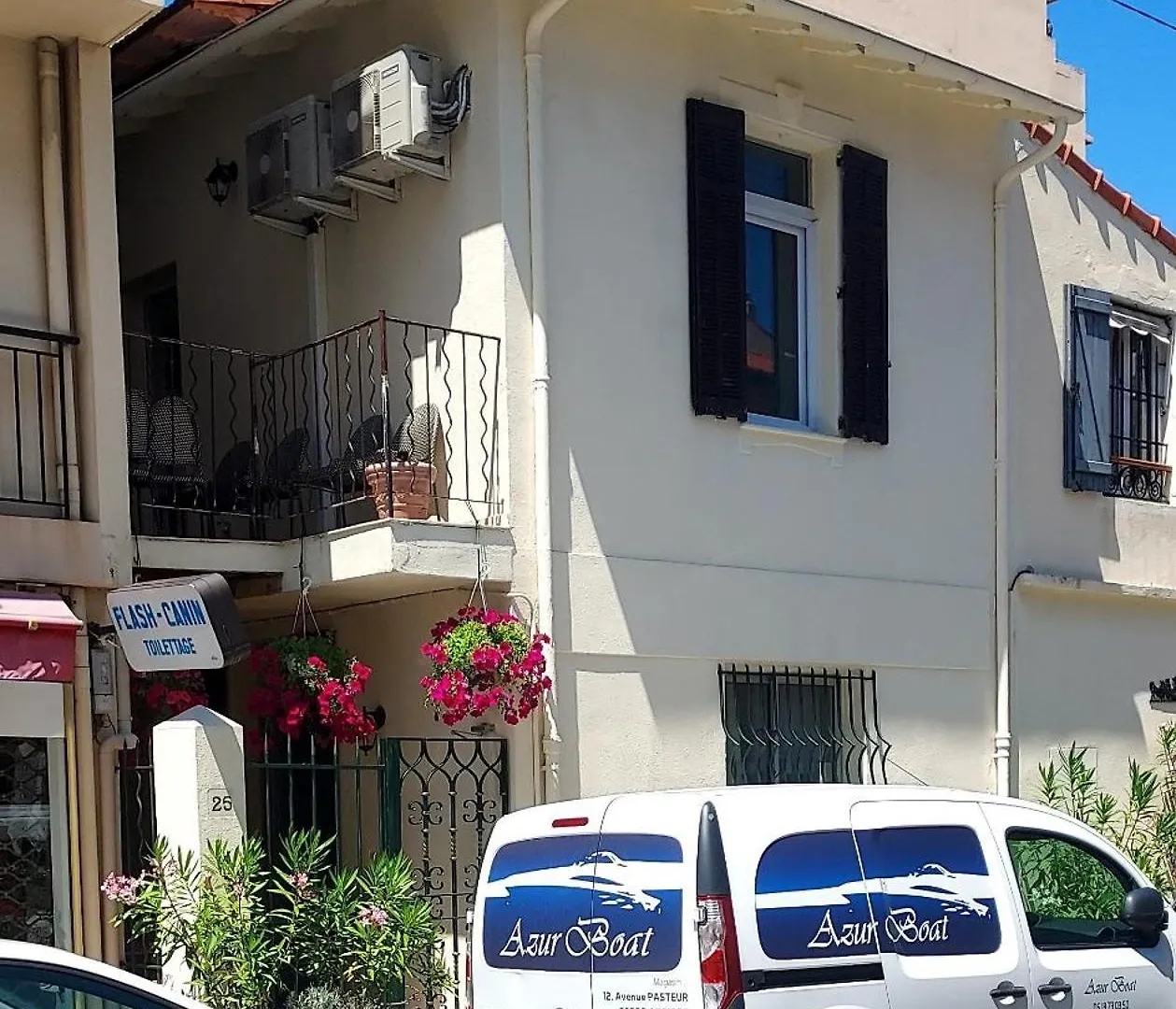 Crew Key West Hostel Antibes France